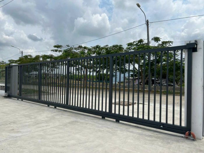 Cổng trượt sắt tự động