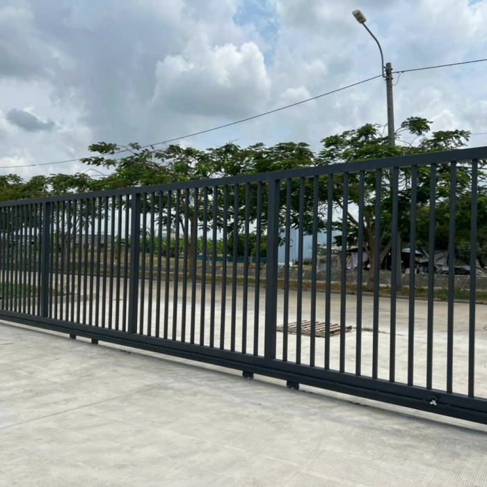 Cổng trượt sắt tự động
